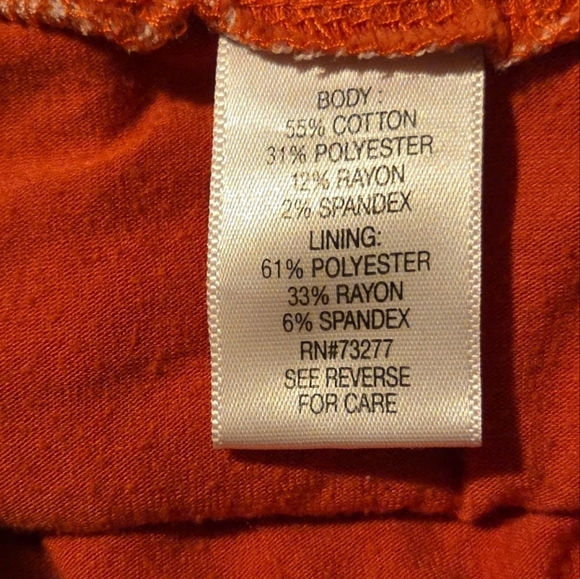 Croft & Barrow Red Skort Size 12R - Picture 8 of 9